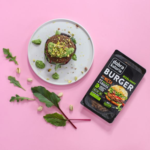 Przepis na roślinne burgery na pieczonym buraku - zdrowe i pyszne