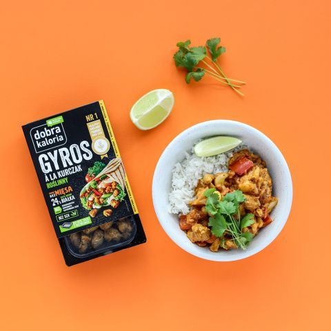 Tikka masala z pieczonym kalafiorem i roślinnym gyrosem jak przygotować Tikka masala z pieczonym kalafiorem i roślinnym gyrosem przepis krok po kroku