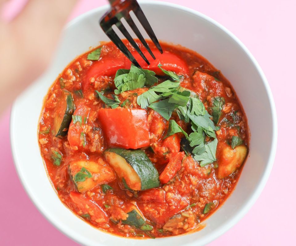 Leczo z roślinnym mielonym a’la wołowe krok po kroki 3 Przepis na leczo z roślinnym mielonym a’la wołowym 3